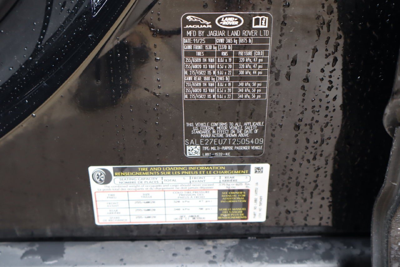 Used 2026 Land Rover Defender 110 X-Dynamic SE AWD/4WD image 28