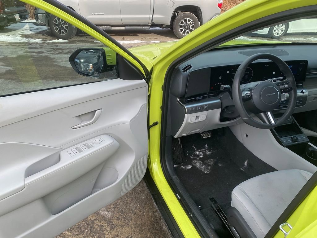 Used 2024 Hyundai Kona SEL w/ Convenience Package image 10