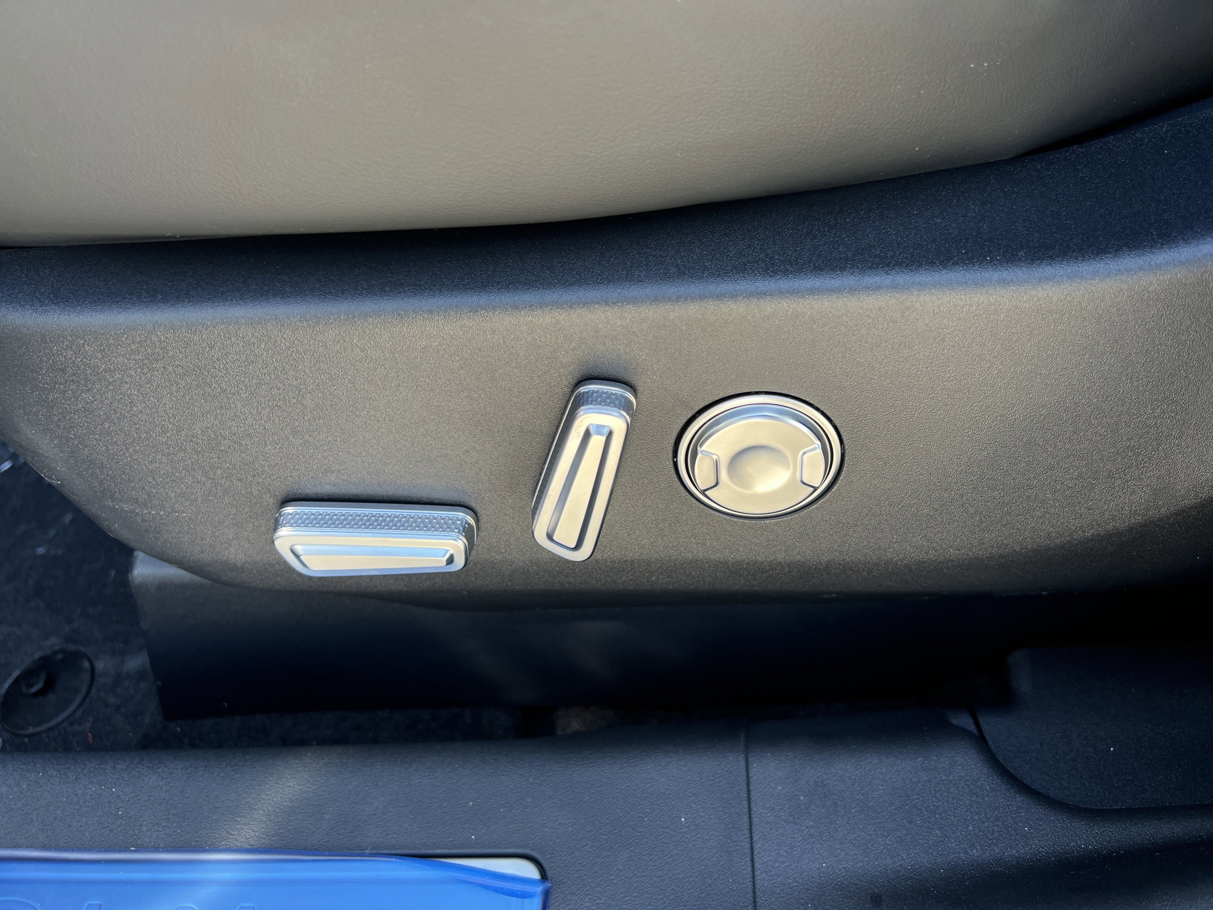 New 2025 Lincoln Nautilus Reserve w/ Jet Appearance Package image 24