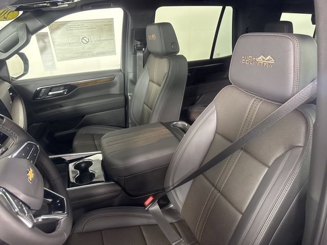 New 2026 Chevrolet Tahoe High Country w/ Sun And Tow Package AWD/4WD image 30