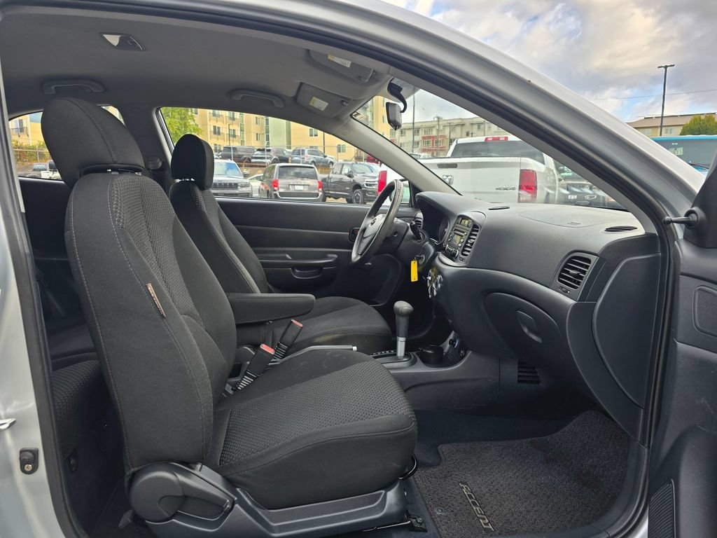 Used 2008 Hyundai Accent GS FWD image 12