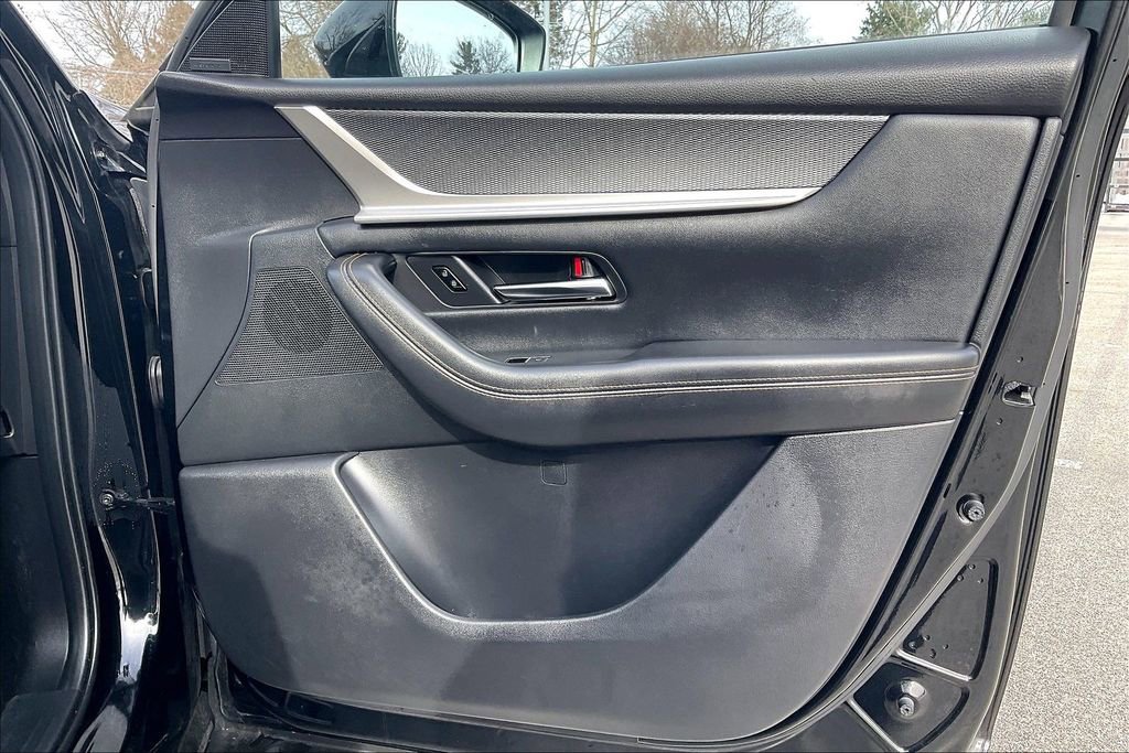 Certified 2024 MAZDA CX-90 Plug-In Hybrid w/ Premium Pkg image 24