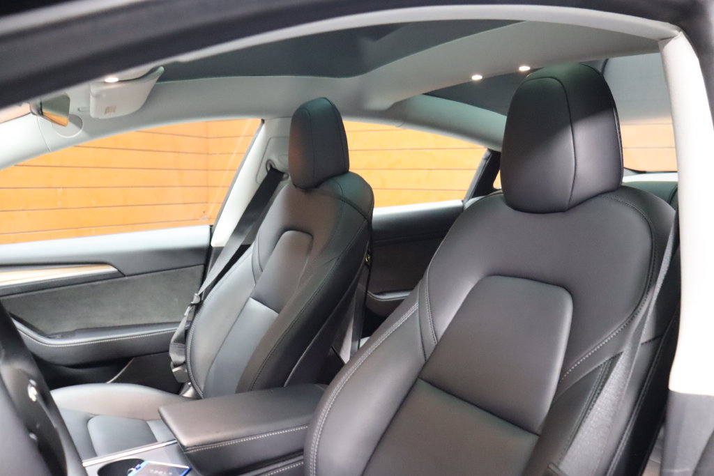 Used 2023 Tesla Model 3 Standard Range RWD image 28
