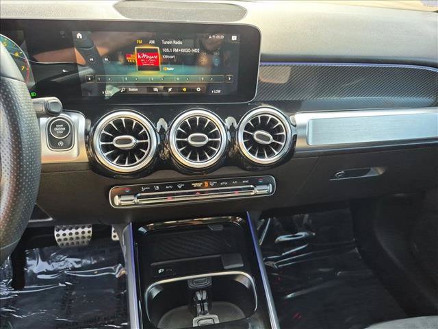 Used 2021 Mercedes-Benz GLB 250 4MATIC image 15
