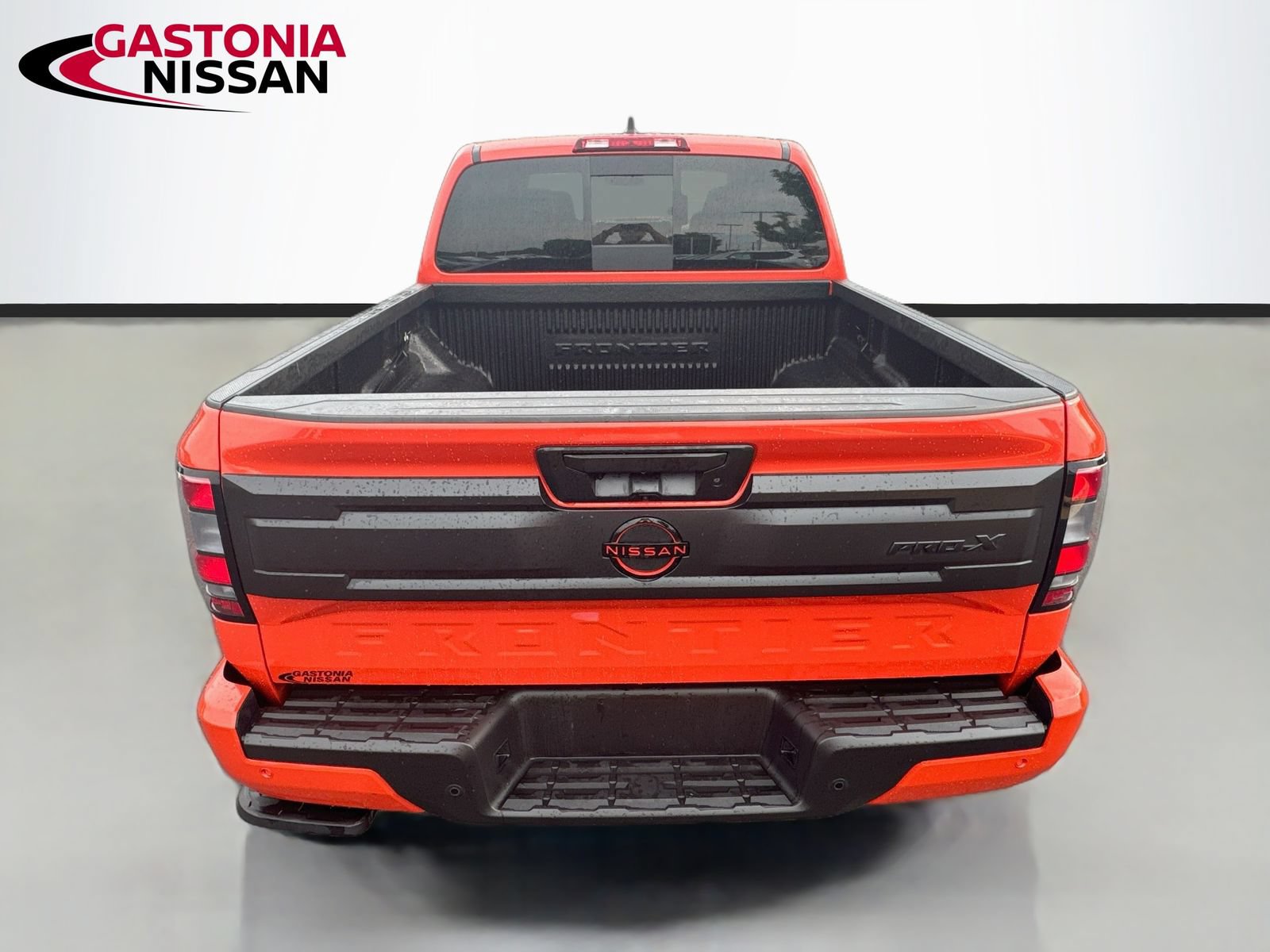 Used 2025 Nissan Frontier Pro-X RWD image 31