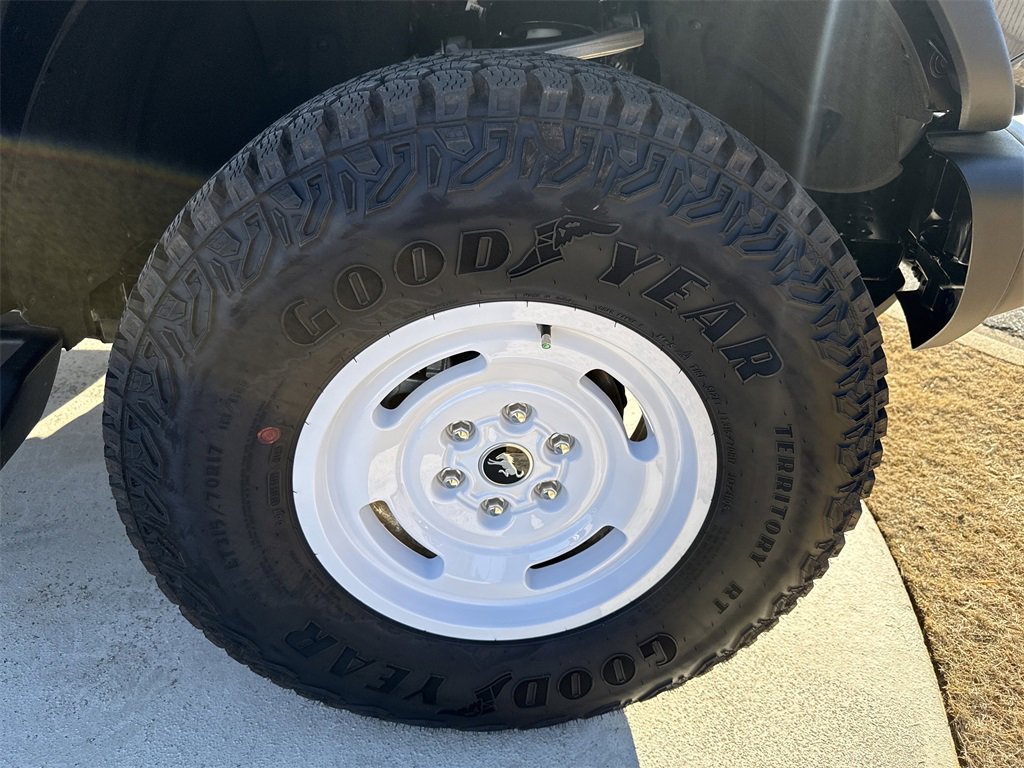 Used 2025 Ford Bronco Heritage Edition image 13