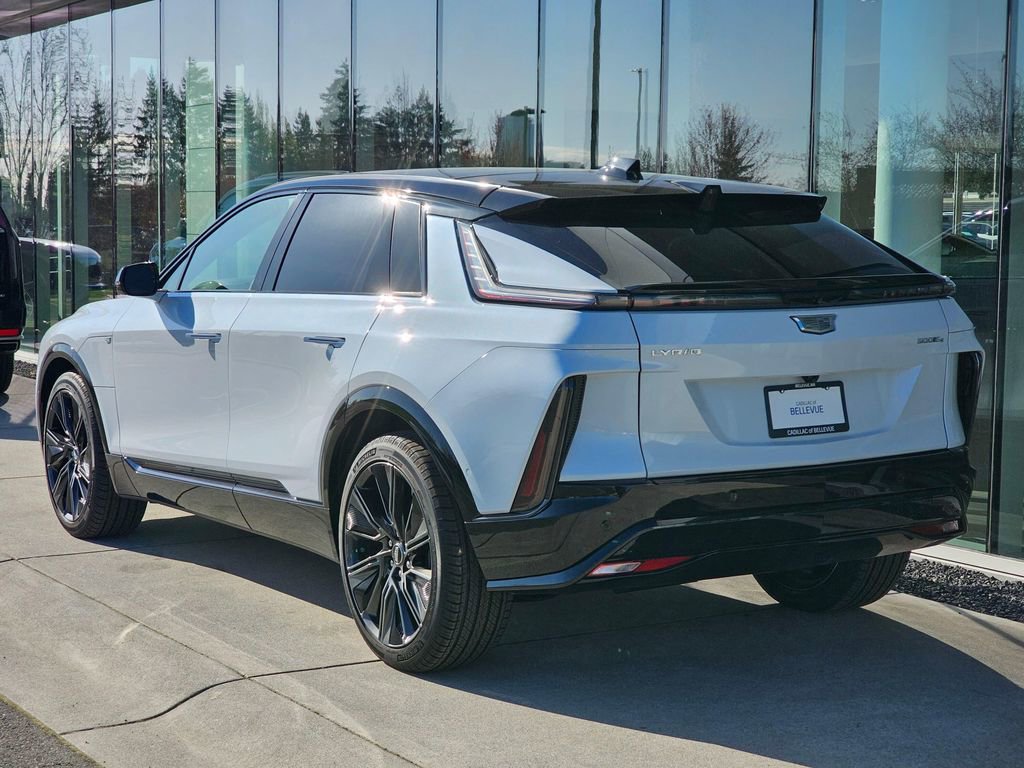 New 2026 Cadillac Lyriq Signature Sport w/ Nappa Leather Package image 3