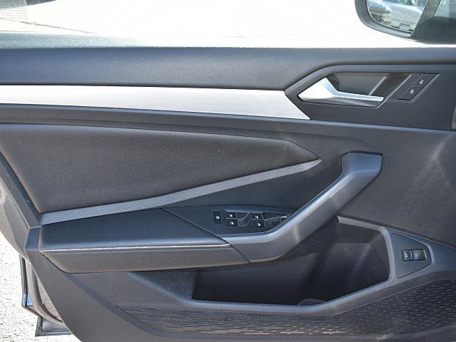 Used 2025 Volkswagen Jetta S image 12