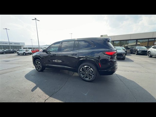 Certified 2026 Buick Enclave Sport Touring w/ Power Package AWD/4WD image 6