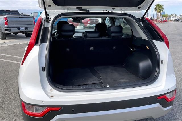Used 2023 Kia Niro EX image 34