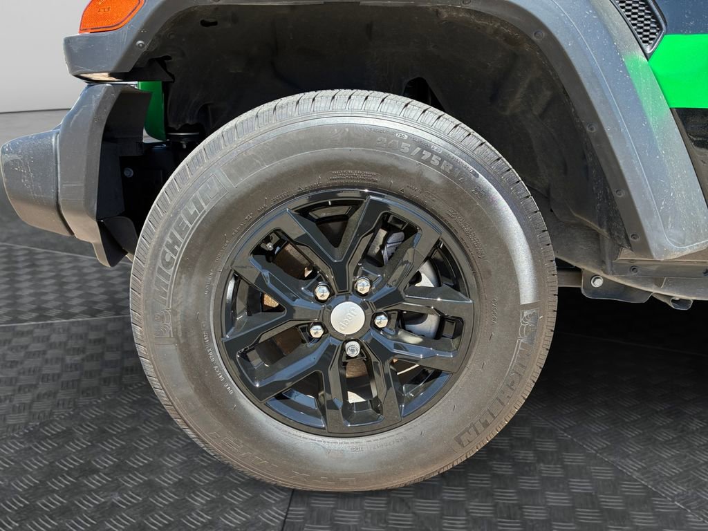 Used 2023 Jeep Wrangler Sport S image 23