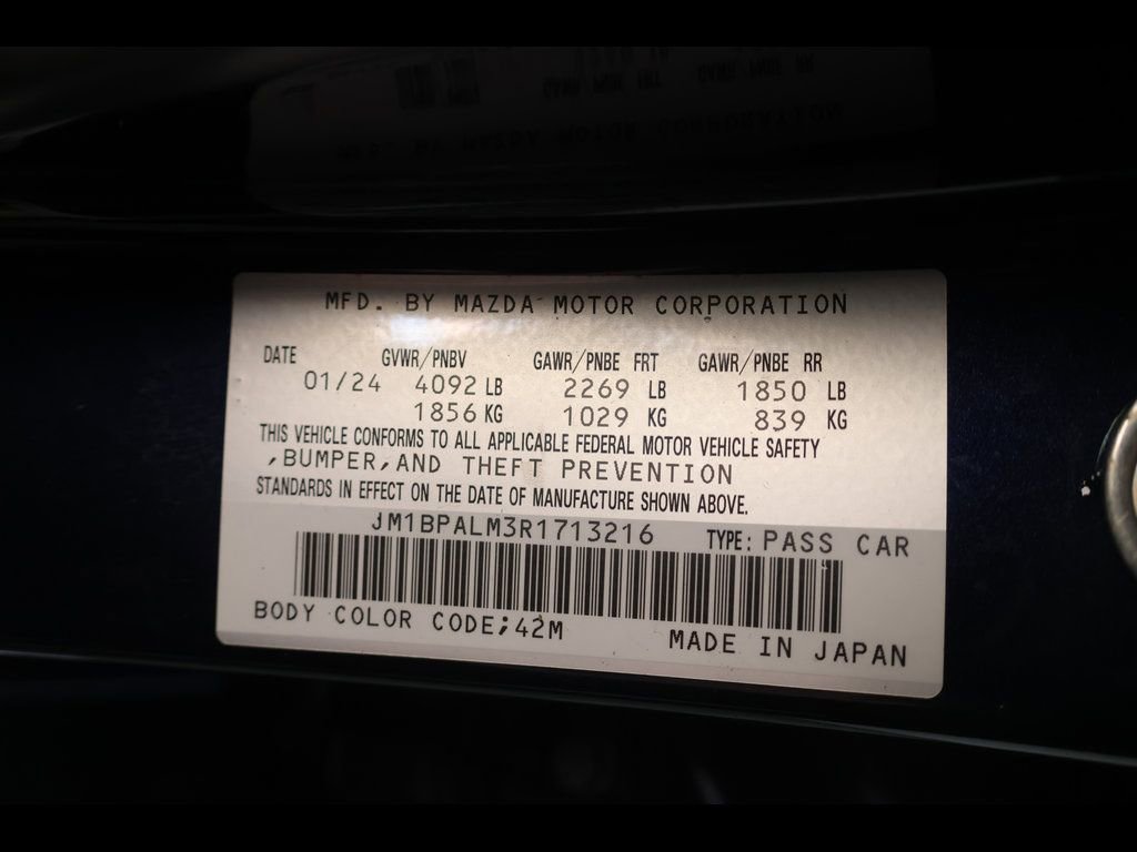 Used 2024 MAZDA MAZDA3 s image 27