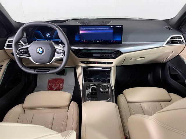 Used 2025 BMW 330i xDrive Sedan w/ Premium Package AWD/4WD image 39