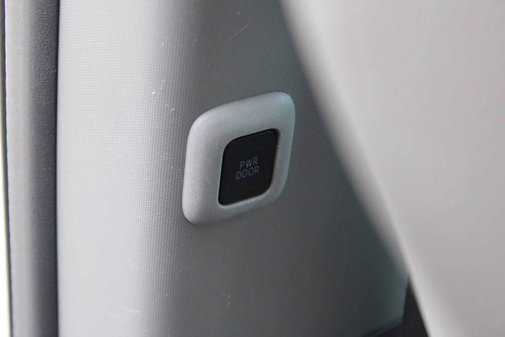 Used 2015 Toyota Sienna XLE Premium image 26