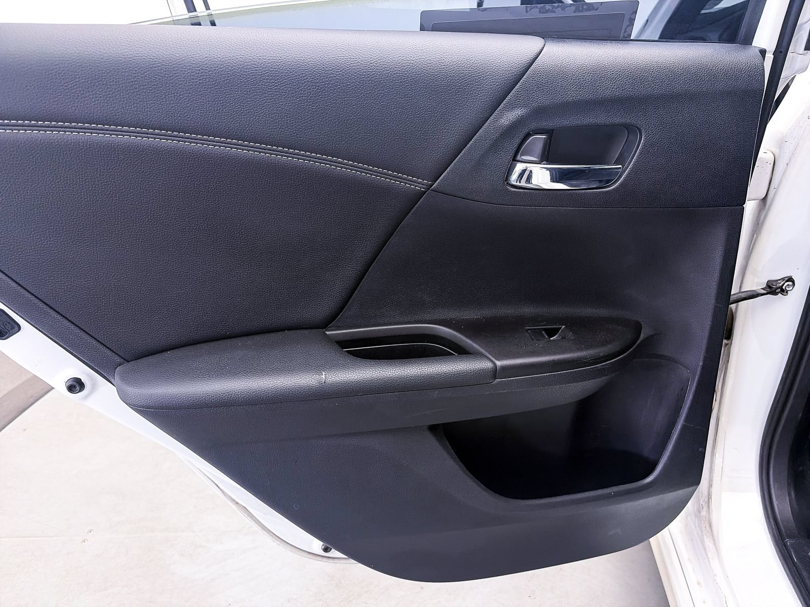 Used 2016 Honda Accord Sport image 25