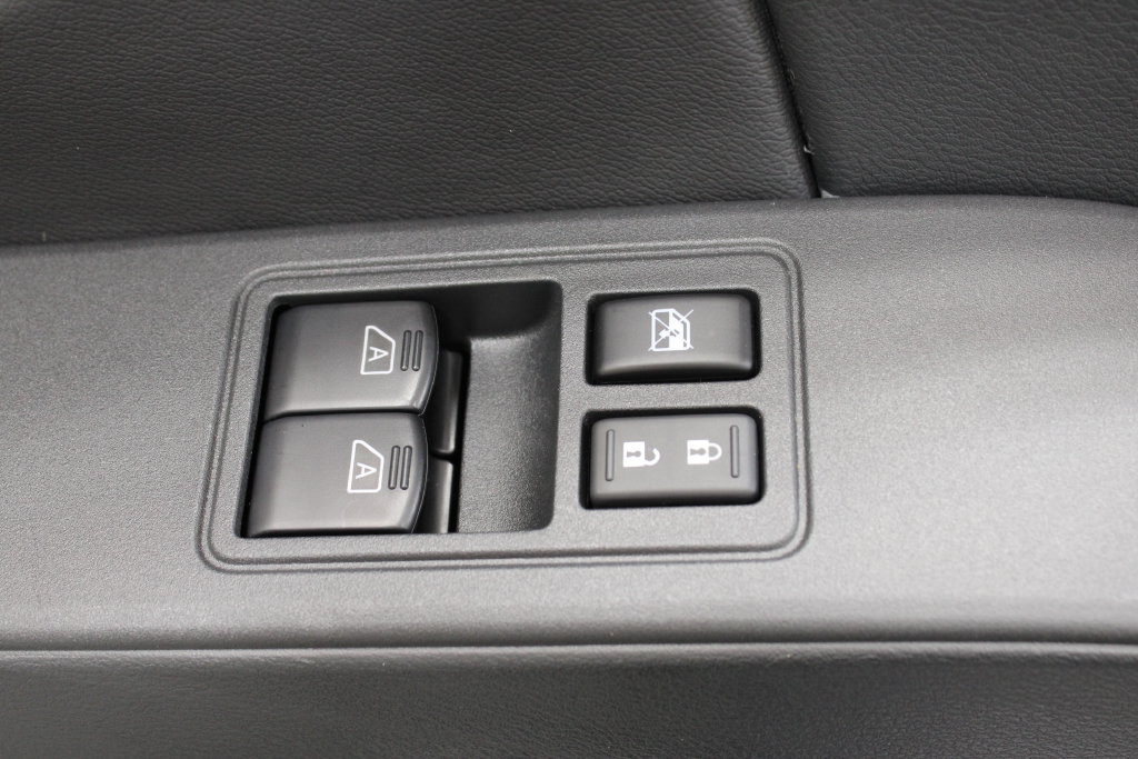 Used 2026 Nissan Frontier S RWD image 17