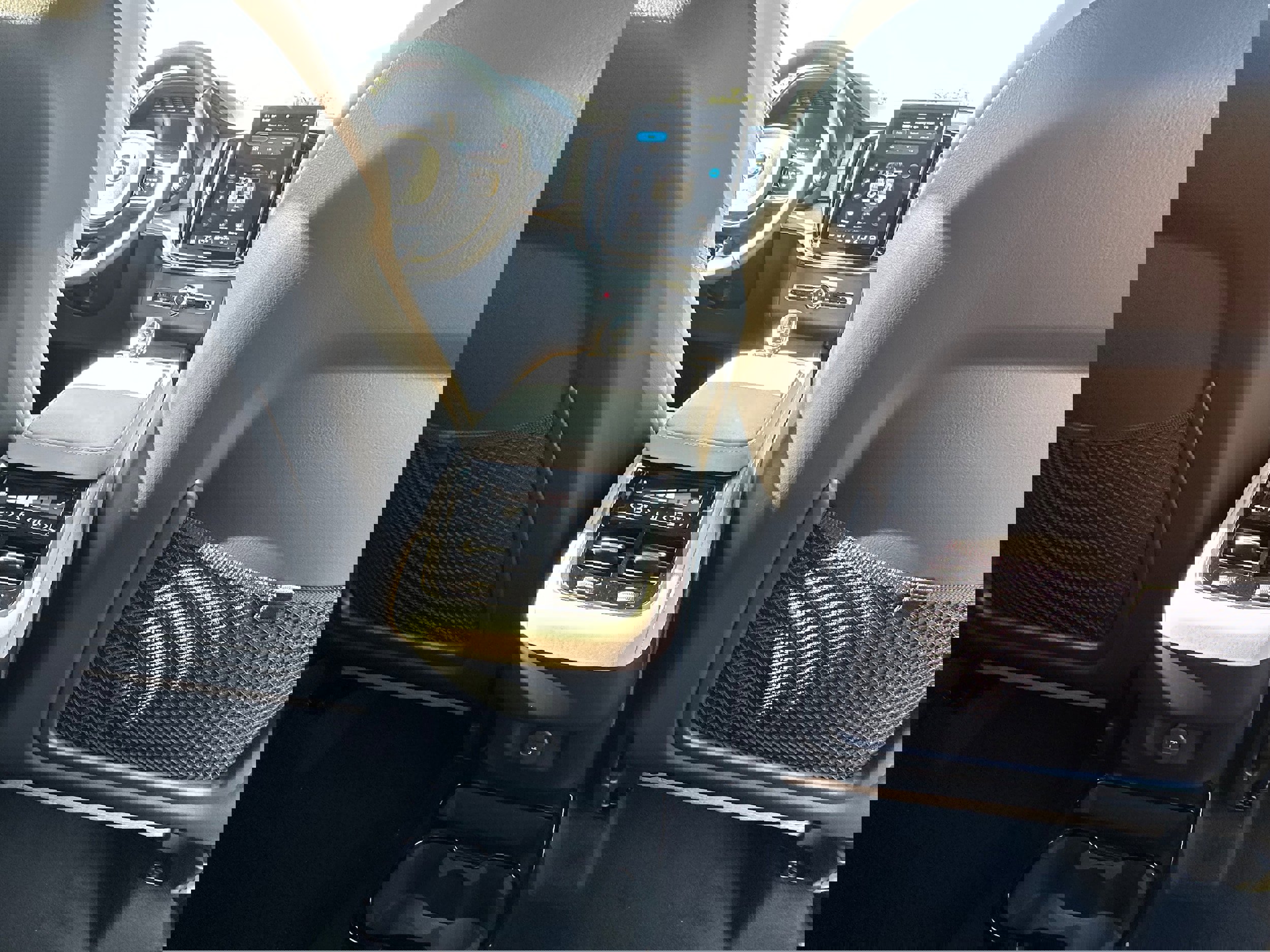 New 2026 Volvo XC90 B5 Ultra image 12