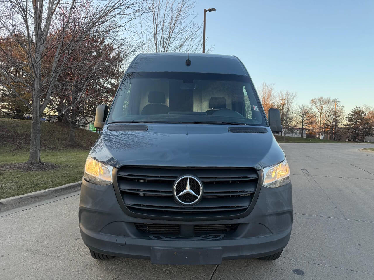 Used 2019 Mercedes-Benz Sprinter 144 image 2