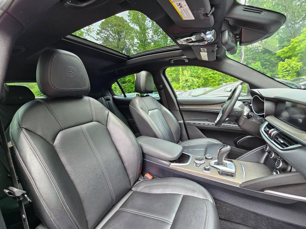 Used 2022 Alfa Romeo Stelvio Ti w/ Active Assist Plus Package image 58