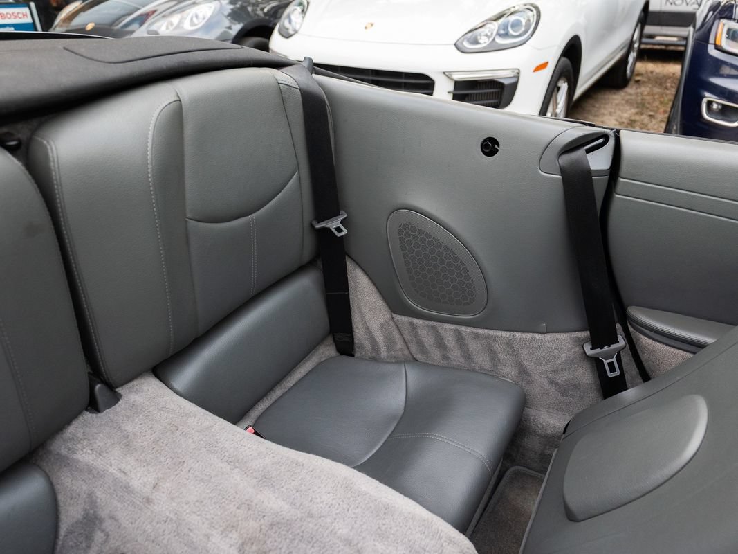 Used 2009 Porsche 911 Carrera RWD image 32