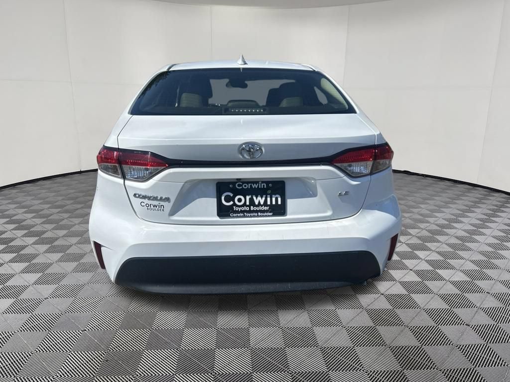 Used 2024 Toyota Corolla LE FWD image 7