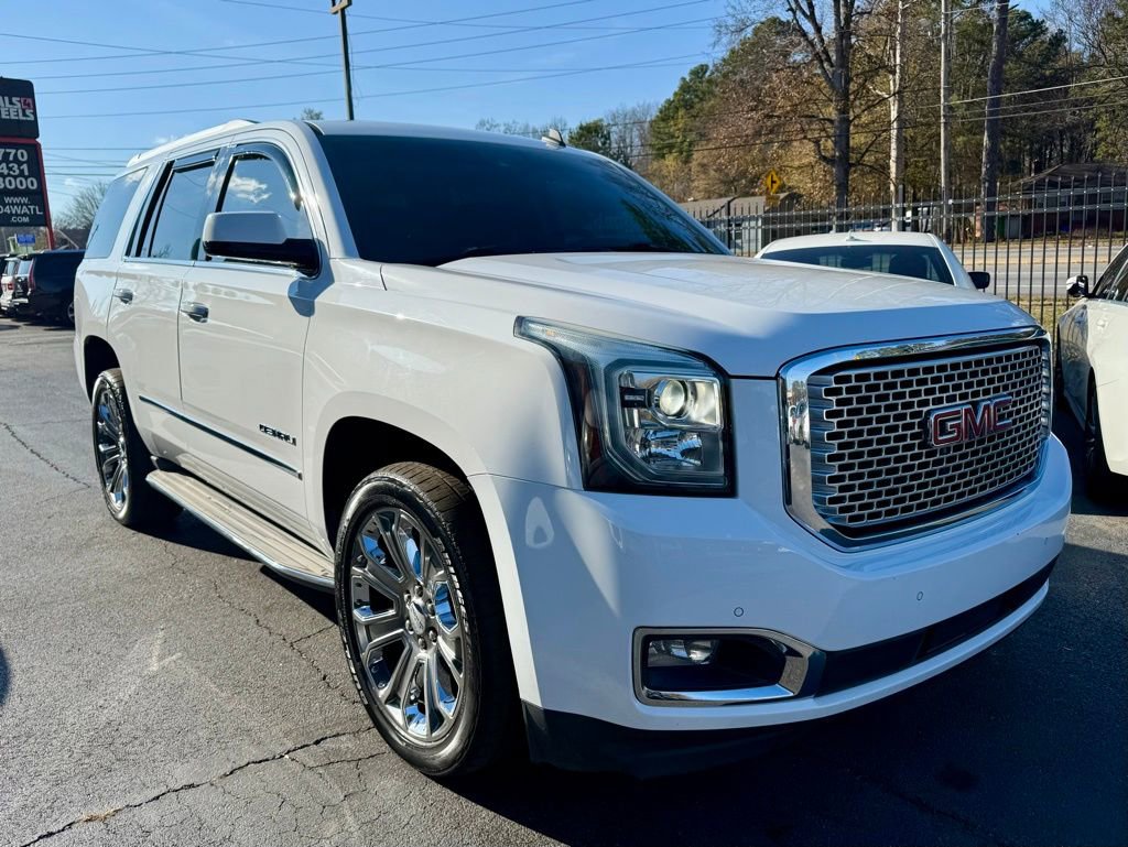 Used 2015 GMC Yukon Denali w/ Touring Package image 3