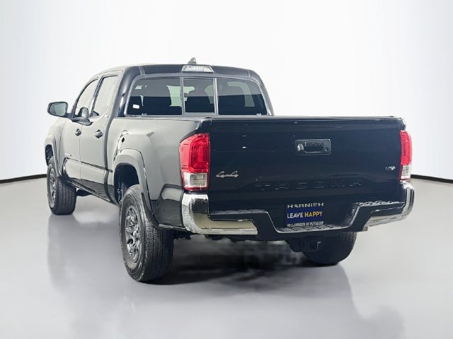 Used 2017 Toyota Tacoma SR5 w/ Tow Package AWD/4WD image 5