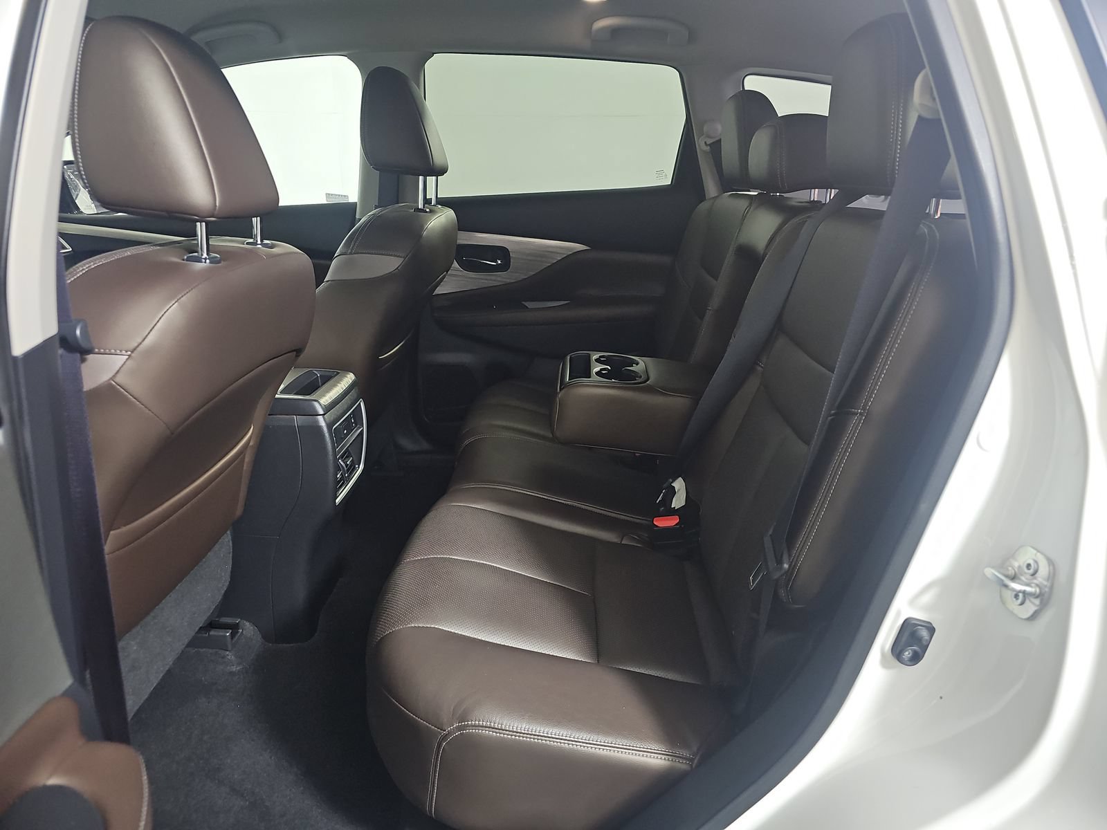 Used 2015 Nissan Murano Platinum FWD image 6