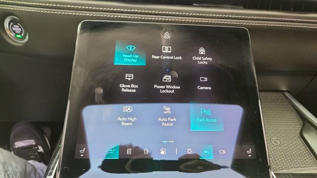 Used 2025 Cadillac Escalade Sport w/ Touring Package image 57