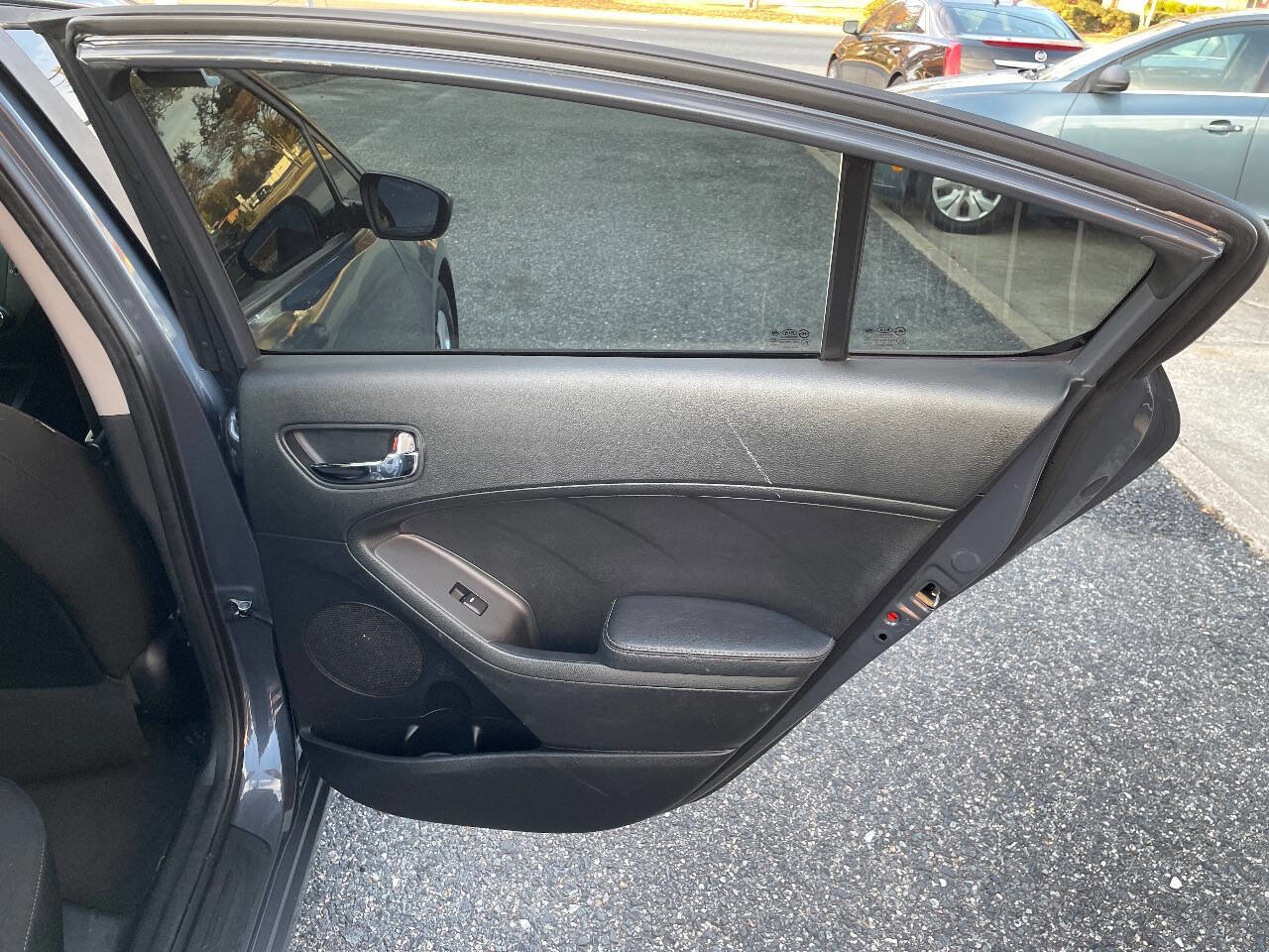 Used 2016 Kia Forte LX image 29