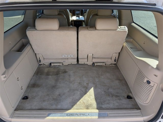 Used 2013 GMC Yukon XL Denali image 14