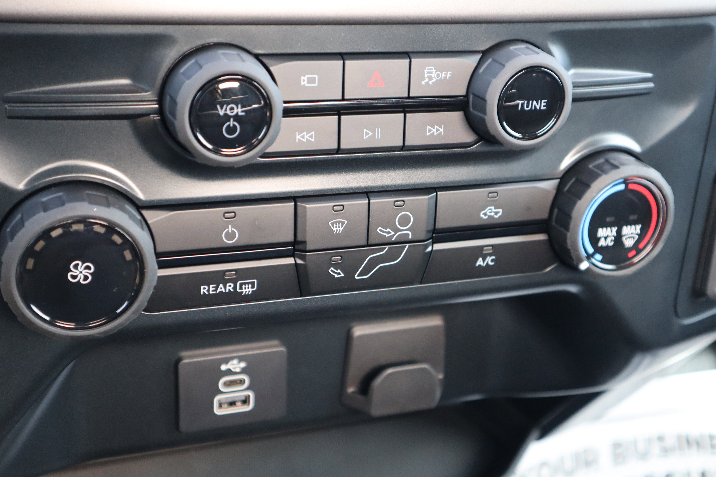 New 2025 Ford F150 XL w/ Equipment Group 103A High image 81