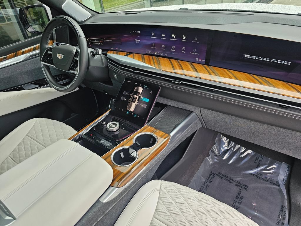 Certified 2025 Cadillac Escalade Sport Platinum AWD/4WD image 10