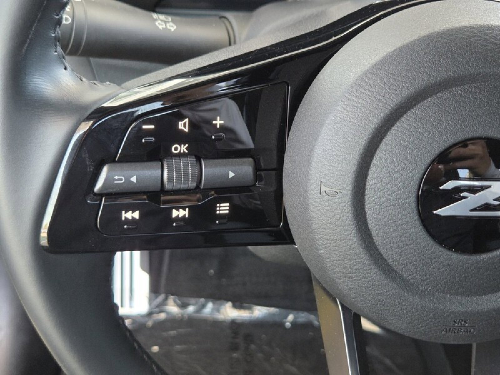 Used 2023 Nissan Z w/ Floor Mat Package (L93) RWD image 23