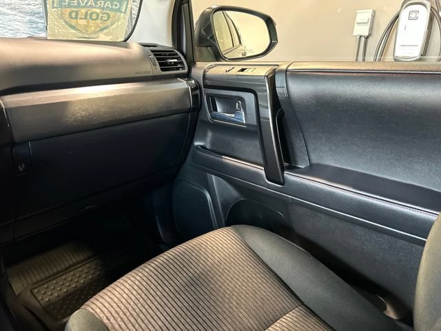 Used 2021 Toyota 4Runner TRD Off-Road AWD/4WD image 22