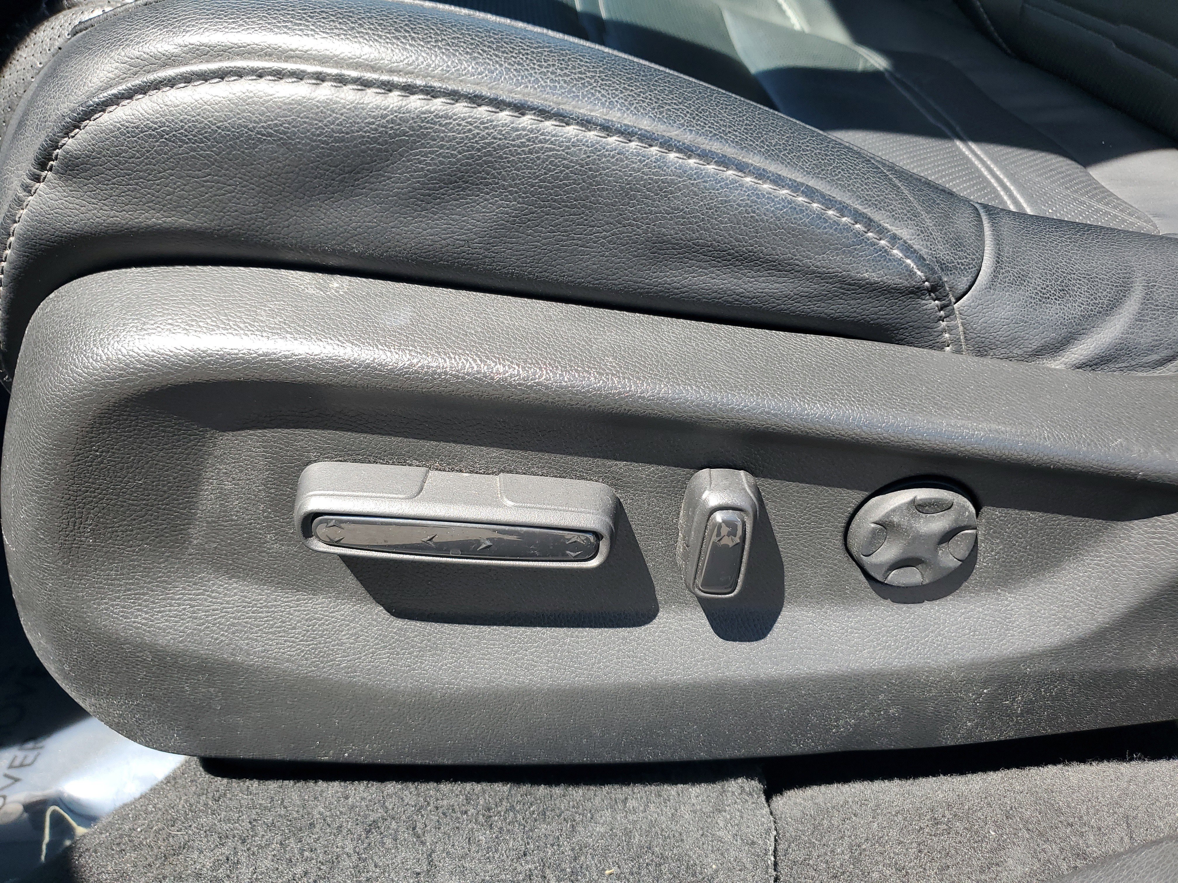 Used 2022 Honda CR-V EX-L image 12