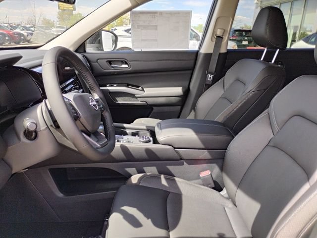 New 2026 Nissan Pathfinder SL AWD/4WD image 16