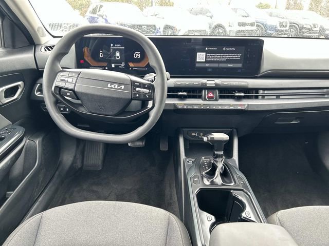 Used 2025 Kia K4 FWD image 15