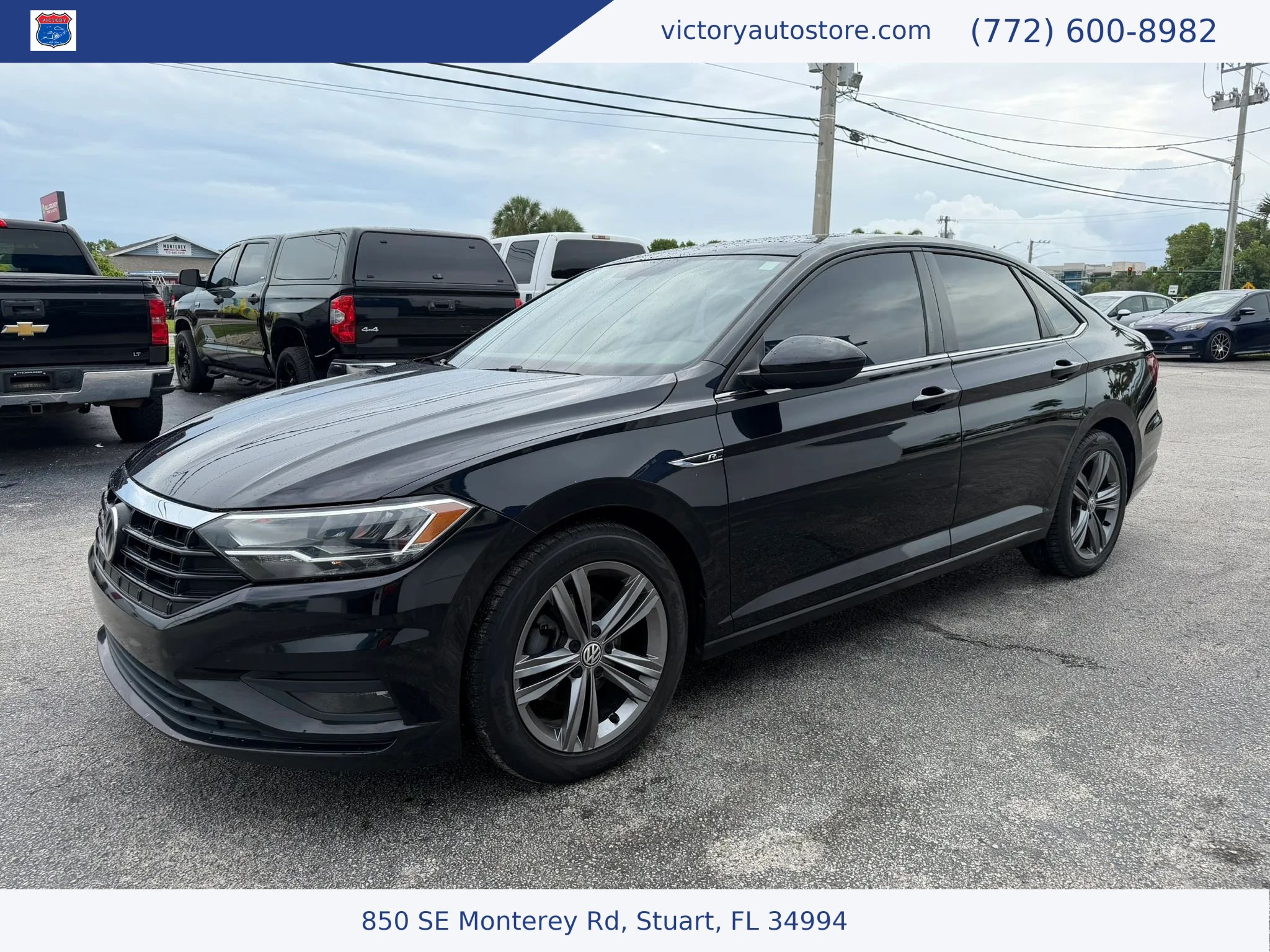 Used 2020 Volkswagen Jetta R-Line w/ R-Line Cold Weather Package FWD image 6