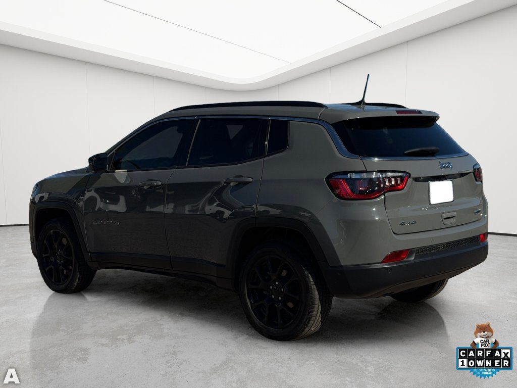 Certified 2023 Jeep Compass Latitude w/ Sun and Sound Group AWD/4WD image 5