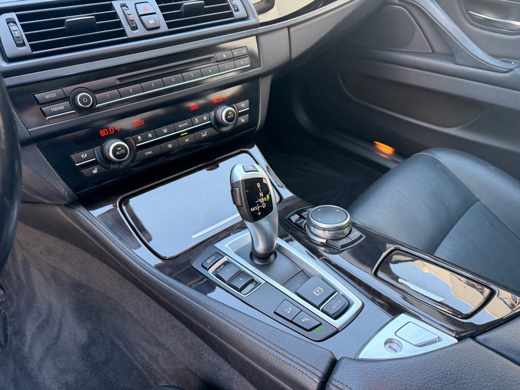 Used 2015 BMW 528i xDrive Sedan image 12