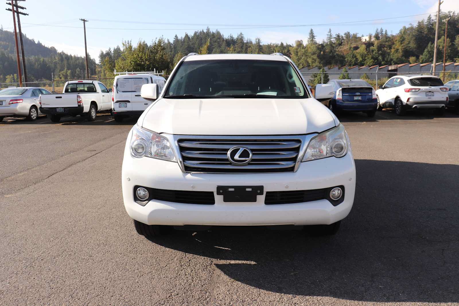 Used 2013 Lexus GX 460 w/ Convenience Pkg AWD/4WD image 2