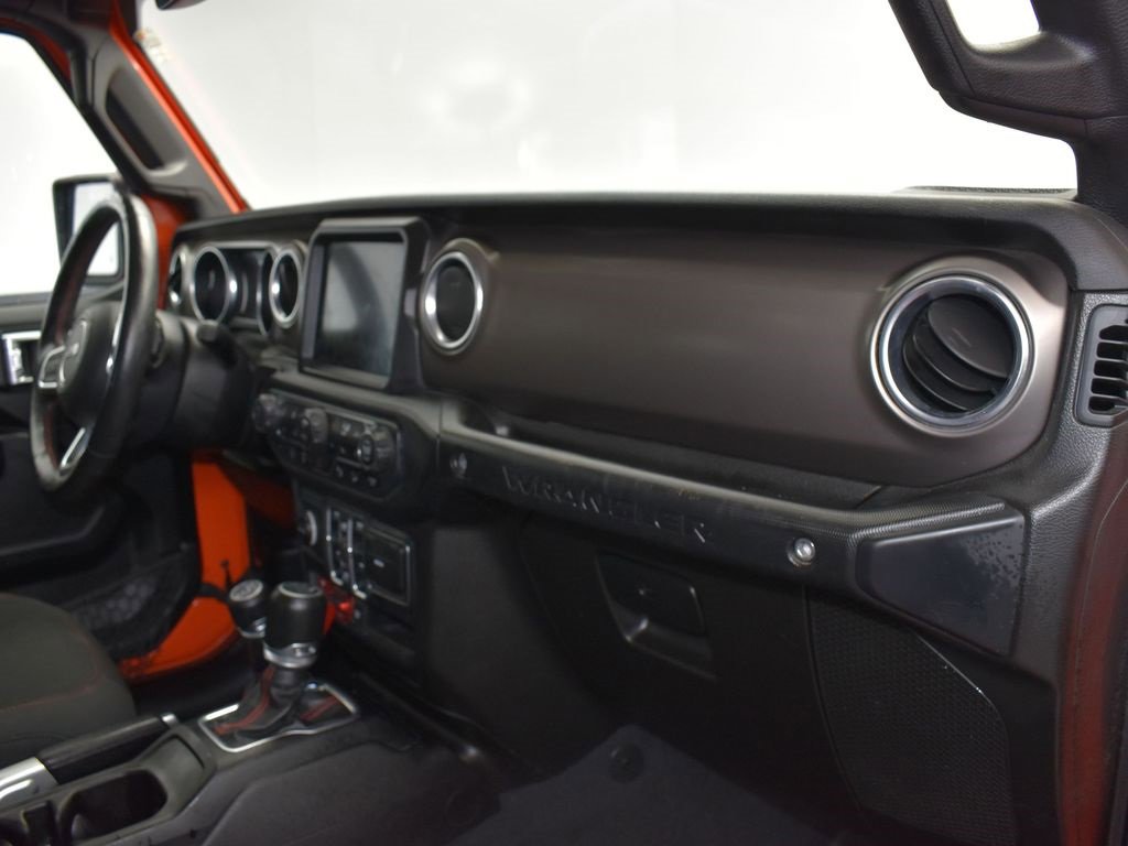 Used 2018 Jeep Wrangler Unlimited Rubicon image 25