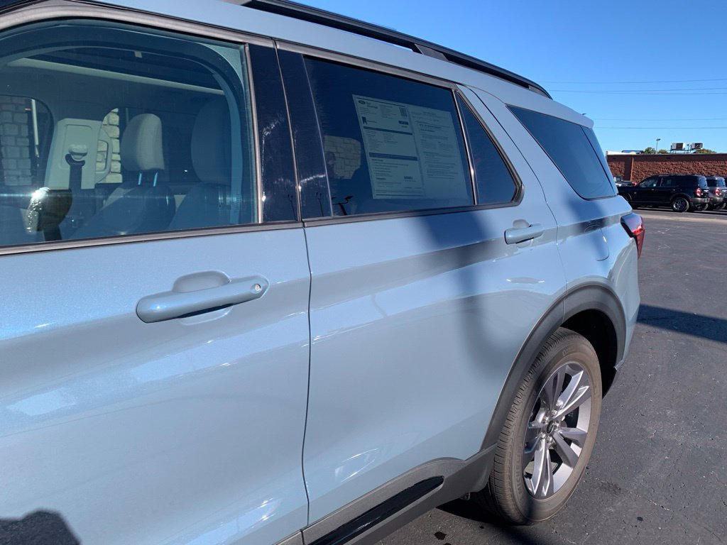 Certified 2026 Ford Explorer Active w/ Active Comfort Package AWD/4WD image 12