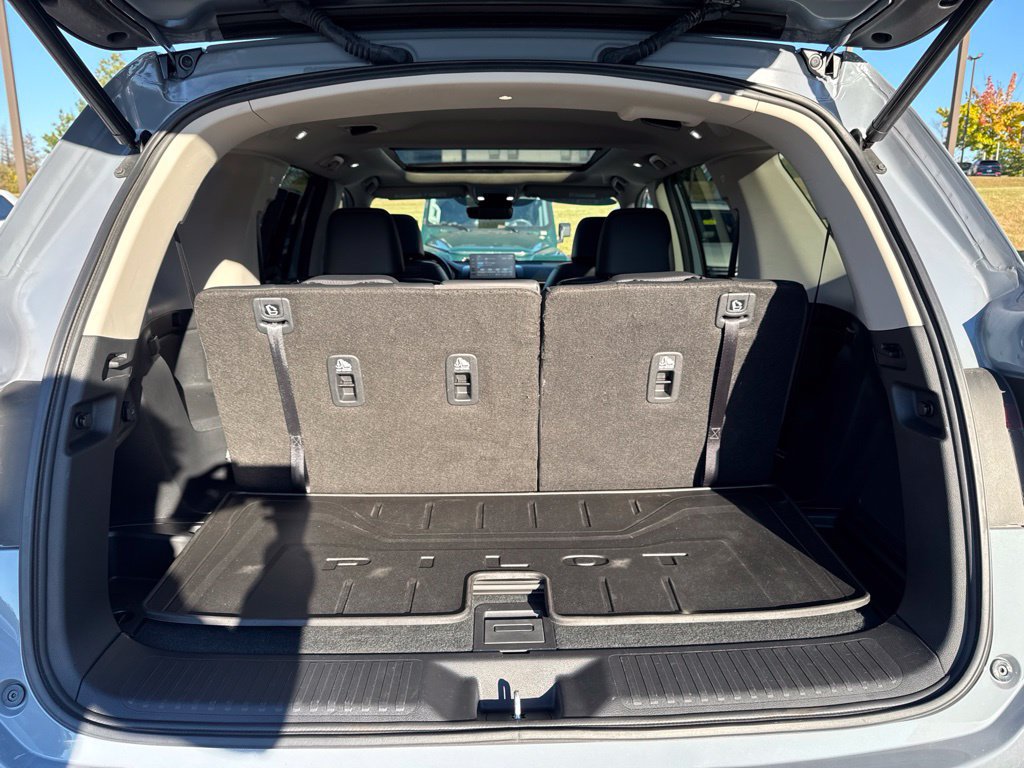 Used 2024 Honda Pilot Elite image 31