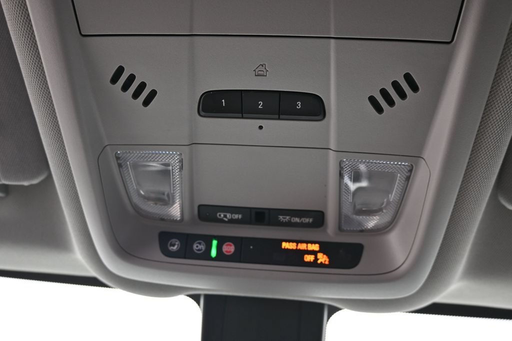 Used 2022 Chevrolet Equinox Premier FWD image 35