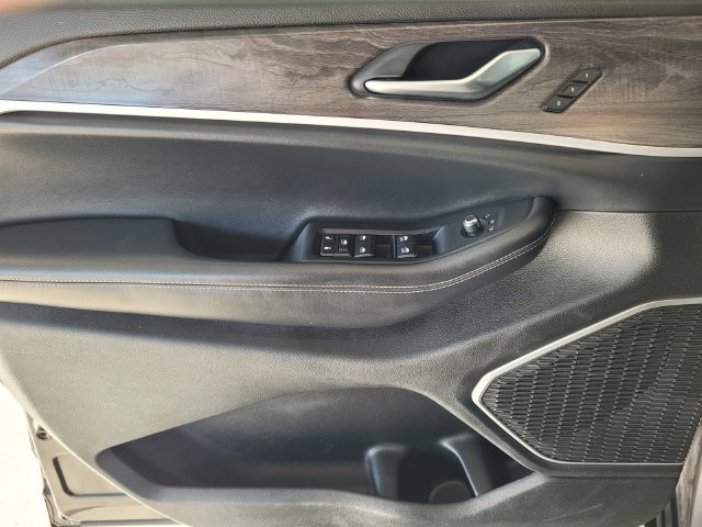 Used 2022 Jeep Grand Cherokee Limited RWD image 18