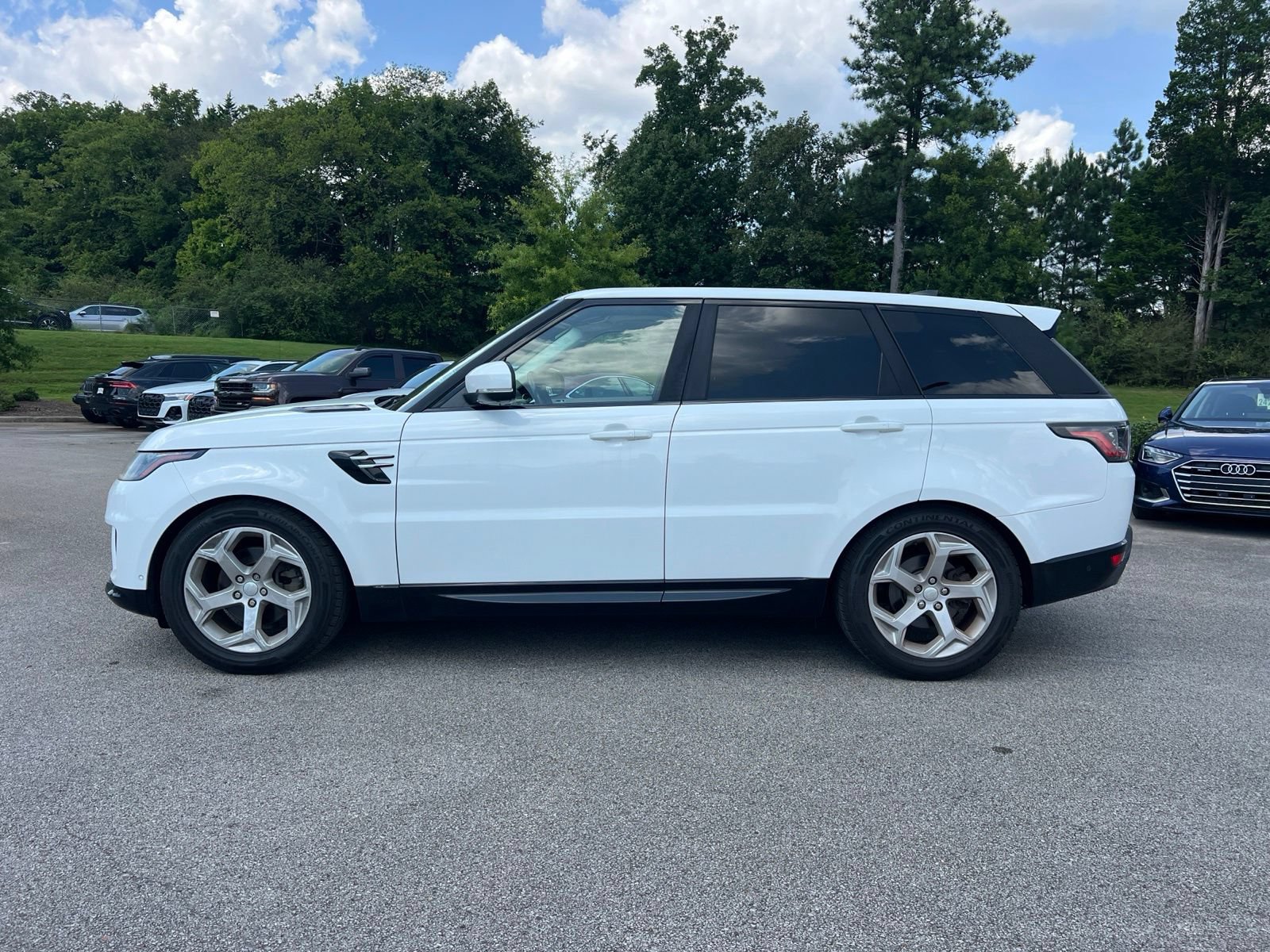 Used 2018 Land Rover Range Rover Sport HSE AWD/4WD image 9