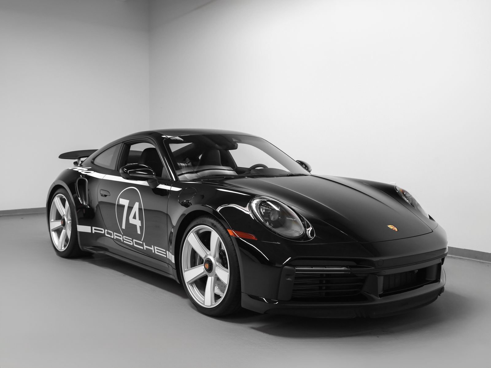 Certified 2025 Porsche 911 Turbo S AWD/4WD image 10