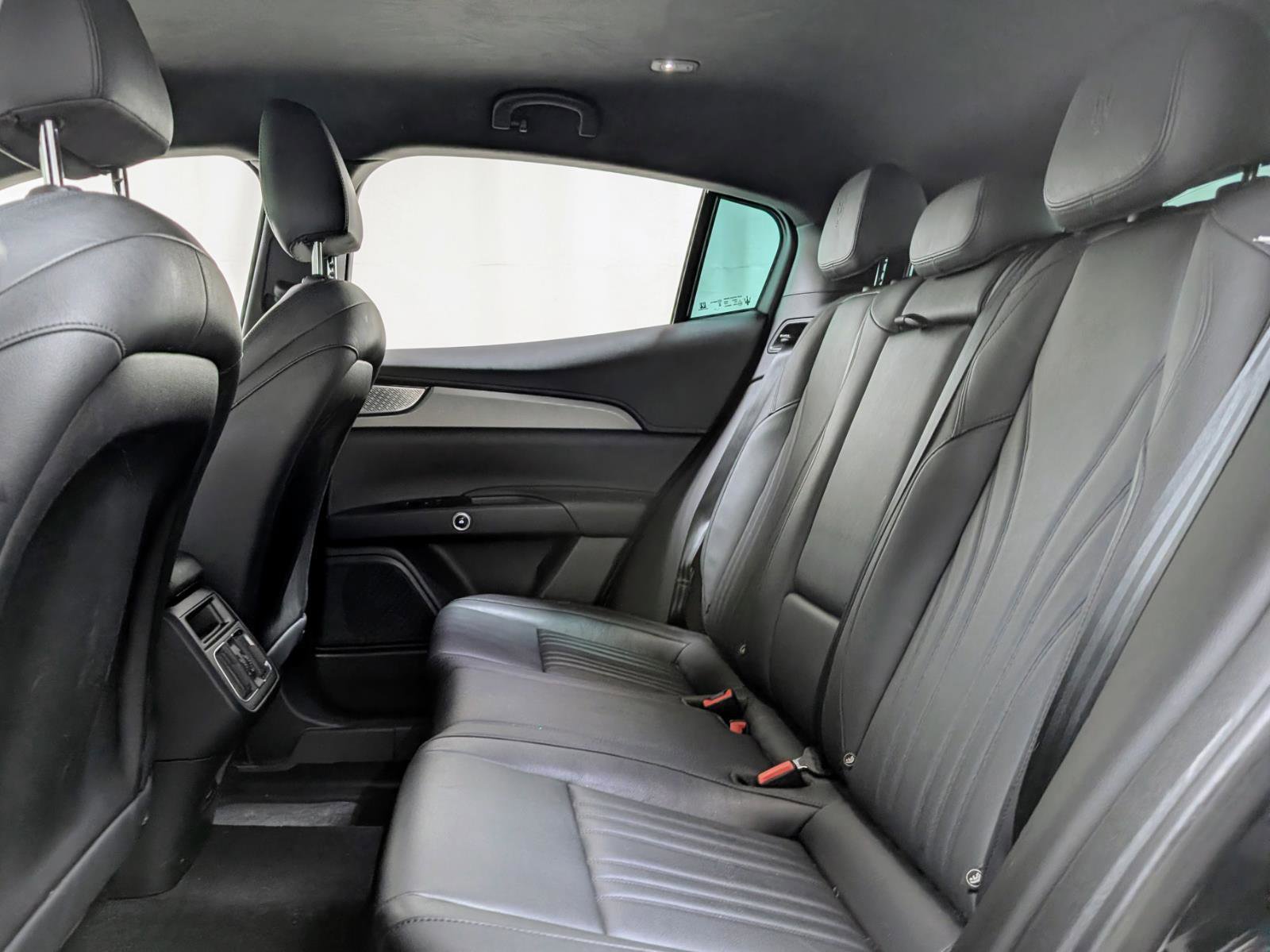 Used 2024 Maserati Grecale GT image 17